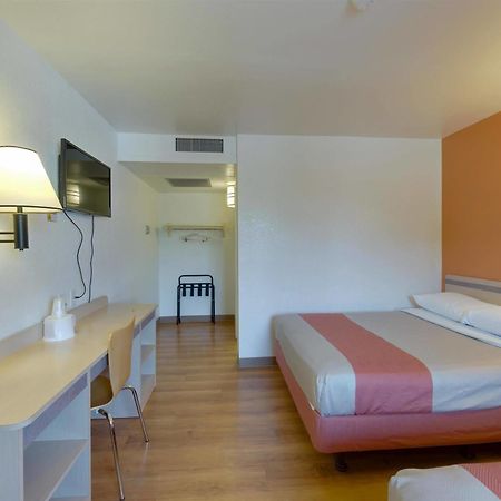 Motel 6 Weed - Mount Shasta Buitenkant foto