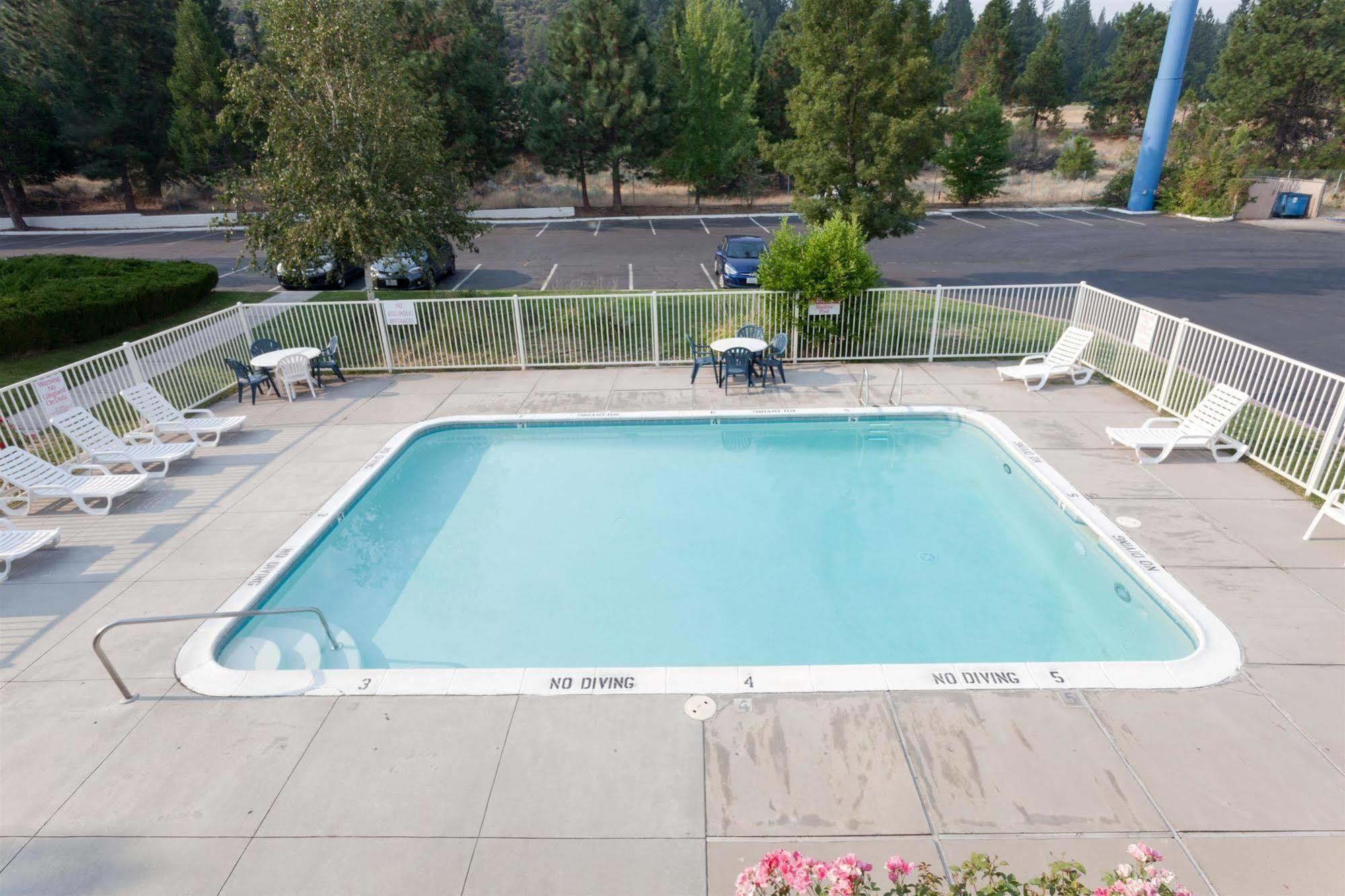 Motel 6 Weed - Mount Shasta Buitenkant foto